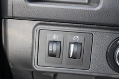 庆铃五十铃 达咖TAGA 2018款 豪华版 3.0T柴油 131马力 四驱双排皮卡 庆铃五十铃 达咖TAGA 2018款 豪华版 3.0T柴油 131马力 四驱双排皮卡