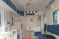 庆铃 五十铃TF 2.6L汽油 121马力 四驱 双排救护车皮卡 庆铃 五十铃TF 2.6L汽油 121马力 四驱 双排救护车皮卡