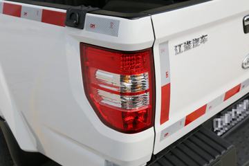 ����V7 2018�� ������ 2.0T���� 116���� ���� ����˫��Ƥ��(D19TCIE13)ͼƬ