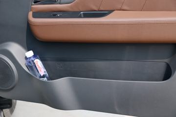 ����V7 2018�� ������ 2.0T���� 116���� ���� ����˫��Ƥ��(D19TCIE13)ͼƬ