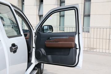 ����V7 2018�� ������ 2.0T���� 116���� ���� ����˫��Ƥ��(D19TCIE13)ͼƬ