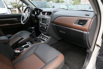 ����V7 2018�� ������ 2.0T���� 116���� ���� ����˫��Ƥ��(D19TCIE13)ͼƬ
