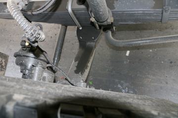 �й����� HOWO�ؿ� 340���� 6X4 5.8�׻�����ж��(�ٱ�4.77)ͼƬ