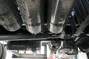 �й����� HOWO�ؿ� 340���� 6X4 5.8�׻�����ж��(�ٱ�4.77)ͼƬ