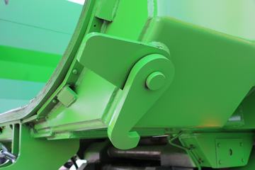 �й����� HOWO�ؿ� 340���� 6X4 5.8�׻�����ж��(�ٱ�4.77)ͼƬ