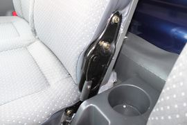 501&nbsp;载货车驾驶室                                               图片