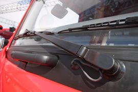 奥威J5P&nbsp;牵引车外观                                                图片