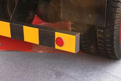 华菱重卡 290马力 6X4 5米自卸车(HN3250P29C2M3)