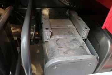 �й����� HOWO�ؿ� 380���� 6X4 6����ж��(ZZ3257N4147E1)ͼƬ