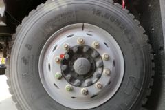 中国重汽 HOWO重卡 380马力 6X4 6米自卸车(ZZ3257N4147E1)