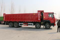 中国重汽 HOWO重卡 380马力 8X4 8.5米自卸车(ZZ3317N4667E1)