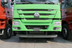中国重汽 HOWO重卡 380马力 8X4 6.2米自卸车(ZZ3317N3267E1)