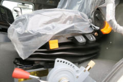 中国重汽 HOWO重卡 380马力 8X4 5.7方搅拌车(12档)(ZZ5317GJBN3667E1)