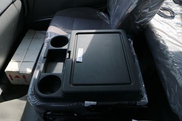 ����˧�� ��˾��W570�п� 180���� 4X2 7.66����ʽ�ػ���ͼƬ