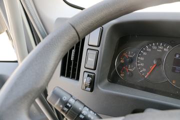 ����˧�� ��˾��W570�п� 180���� 4X2 7.66����ʽ�ػ���ͼƬ