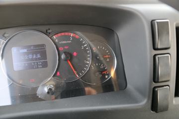 ����˧�� ��˾��W570�п� 180���� 4X2 7.66����ʽ�ػ���ͼƬ