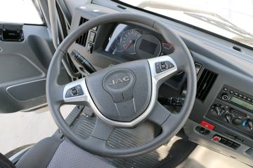 ����˧�� ��˾��W570�п� 180���� 4X2 7.66����ʽ�ػ���ͼƬ