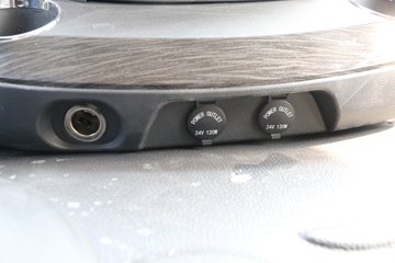 һ����� J6P�ؿ� ɽ���� 420���� 6X4 6����ж��(CA3250P66K2L2T1A1E5)ͼƬ