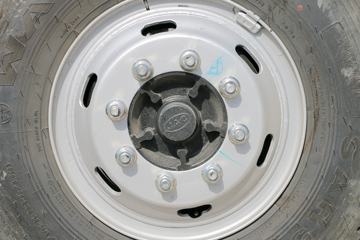 ����˧�� ��˾��W570�п� 180���� 4X2 7.66����ʽ�ػ���ͼƬ