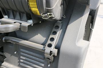 ����˧�� ��˾��W570�п� 180���� 4X2 7.66����ʽ�ػ���ͼƬ