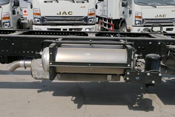 ����˧�� ��˾��W570�п� 180���� 4X2 7.66����ʽ�ػ���ͼƬ