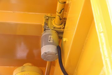 һ����� J6P�ؿ� ɽ���� 420���� 6X4 6����ж��(CA3250P66K2L2T1A1E5)ͼƬ