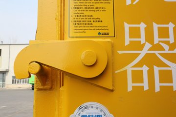 һ����� J6P�ؿ� ɽ���� 420���� 6X4 6����ж��(CA3250P66K2L2T1A1E5)ͼƬ