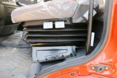 一汽解放 J6L中卡 质惠版 180马力 4X2 6.8米仓栅式载货车(CA5160CCYP62K1L4E5) 一汽解放 J6L中卡 质惠版 180马力 4X2 6.8米仓栅式载货车(CA5160CCYP62K1L4E5)