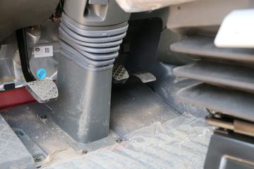 һ����� J6L�п� �ʻݰ� 180���� 4X2 6.8�ײ�դʽ�ػ���ͼƬ