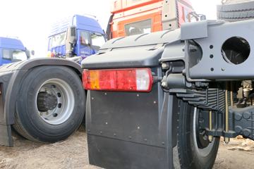 һ����� J6M�ؿ� 280���� 4X2ǣ����(CA4180P63K1A1E5)ͼƬ