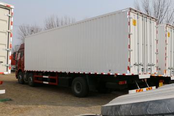 һ����� J6M�ؿ� 280���� 6X2 9.5����ʽ�ػ���(CA5250XXYP63K1L6T3E5)ͼƬ