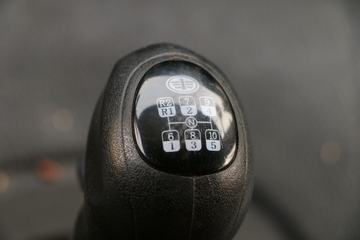 һ����� J6M�ؿ� 280���� 6X2 9.5����ʽ�ػ���(CA5250XXYP63K1L6T3E5)ͼƬ