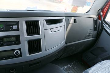 һ����� J6M�ؿ� 280���� 6X2 9.5����ʽ�ػ���(CA5250XXYP63K1L6T3E5)ͼƬ