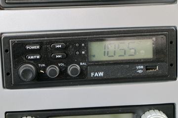 һ����� J6M�ؿ� 280���� 6X2 9.5����ʽ�ػ���(CA5250XXYP63K1L6T3E5)ͼƬ