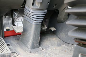 һ����� J6M�ؿ� 280���� 6X2 9.5����ʽ�ػ���(CA5250XXYP63K1L6T3E5)ͼƬ