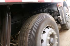 解放J6M&nbsp;载货车底盘                                                图片