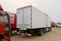 一汽解放 J6M重卡 280马力 6X2 9.35米厢式载货车(CA5250XXYP63K1L6T3E5)