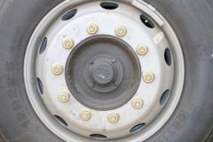 一汽解放 J6M重卡 280马力 6X2 9.35米厢式载货车(CA5250XXYP63K1L6T3E5)