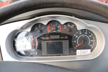 һ����� J6L�п� 180���� 4X2 6.8�������ػ���(8��)ͼƬ