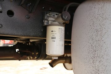 һ����� J6L�п� 180���� 4X2 6.8�������ػ���(8��)ͼƬ