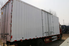 一汽解放 J6L中卡 180马力 7.7米厢式载货车(8挡)(CA5160XXYP62K1L5E5)