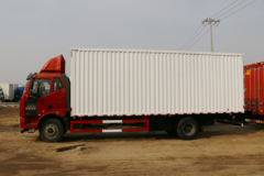 一汽解放 J6L中卡 180马力 7.7米厢式载货车(8挡)(CA5160XXYP62K1L5E5)