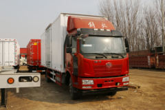 一汽解放 J6L中卡 180马力 7.7米厢式载货车(8挡)(CA5160XXYP62K1L5E5)