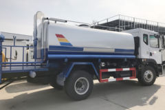 东风 多利卡D9 185马力 4X2 洒水车(程力威牌)(CLW5181GSSD5)