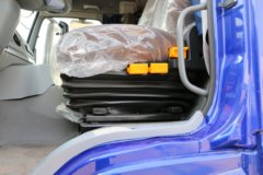 福田 欧曼ETX 6系重卡 245马力 6X2 9.53米载货车(BJ1257VMPHP-XA)