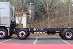 现代商用车 创虎XCIENT重卡 轻量化 440马力 8X4 载货车底盘(CHM1310KPQ80V)