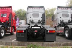 现代商用车 创虎XCIENT重卡 寒区版 440马力 6X4牵引车(CHM4250KPQ49V)
