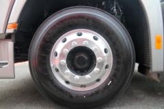 现代商用车 创虎XCIENT重卡 寒区版 440马力 6X4牵引车(CHM4250KPQ49V)