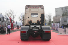 现代商用车 创虎XCIENT重卡 黄金特别版 520马力 6X4牵引车(CHM4251KPQ49V)