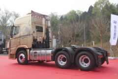现代商用车 创虎XCIENT重卡 黄金特别版 520马力 6X4牵引车(CHM4251KPQ49V)